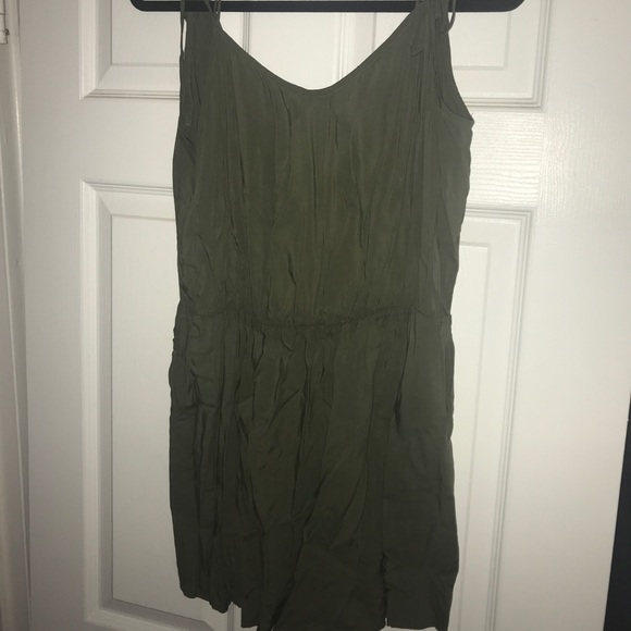 BCBG MaxAzria Nwt romper - Picture 2 of 3